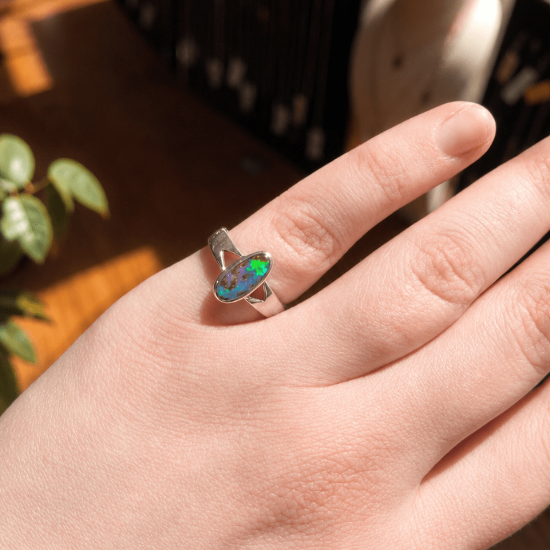 Boulder Opal Ring set in 925 Sterling Silver - Green-Blue - Australian Opal Cutters and Pearl Divers