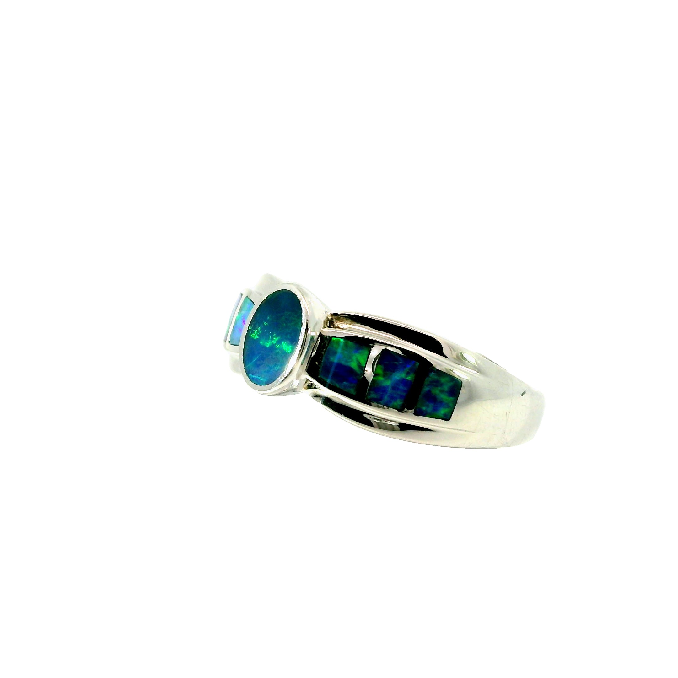 Light Opal Ring in 925 Sterling Silver - Green-Blue