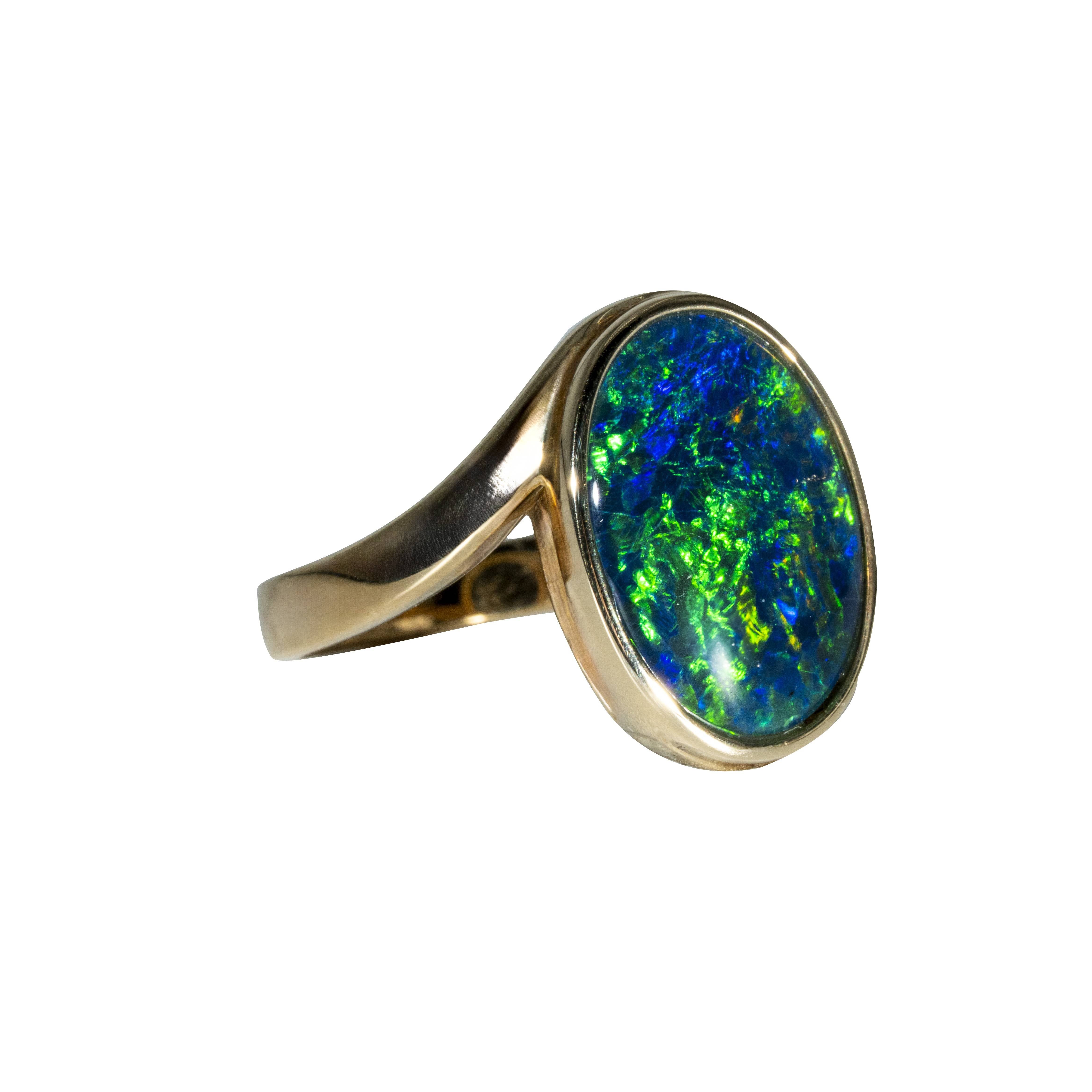 Triplet Opal Ring in 9K Yellow Gold - Green-Blue