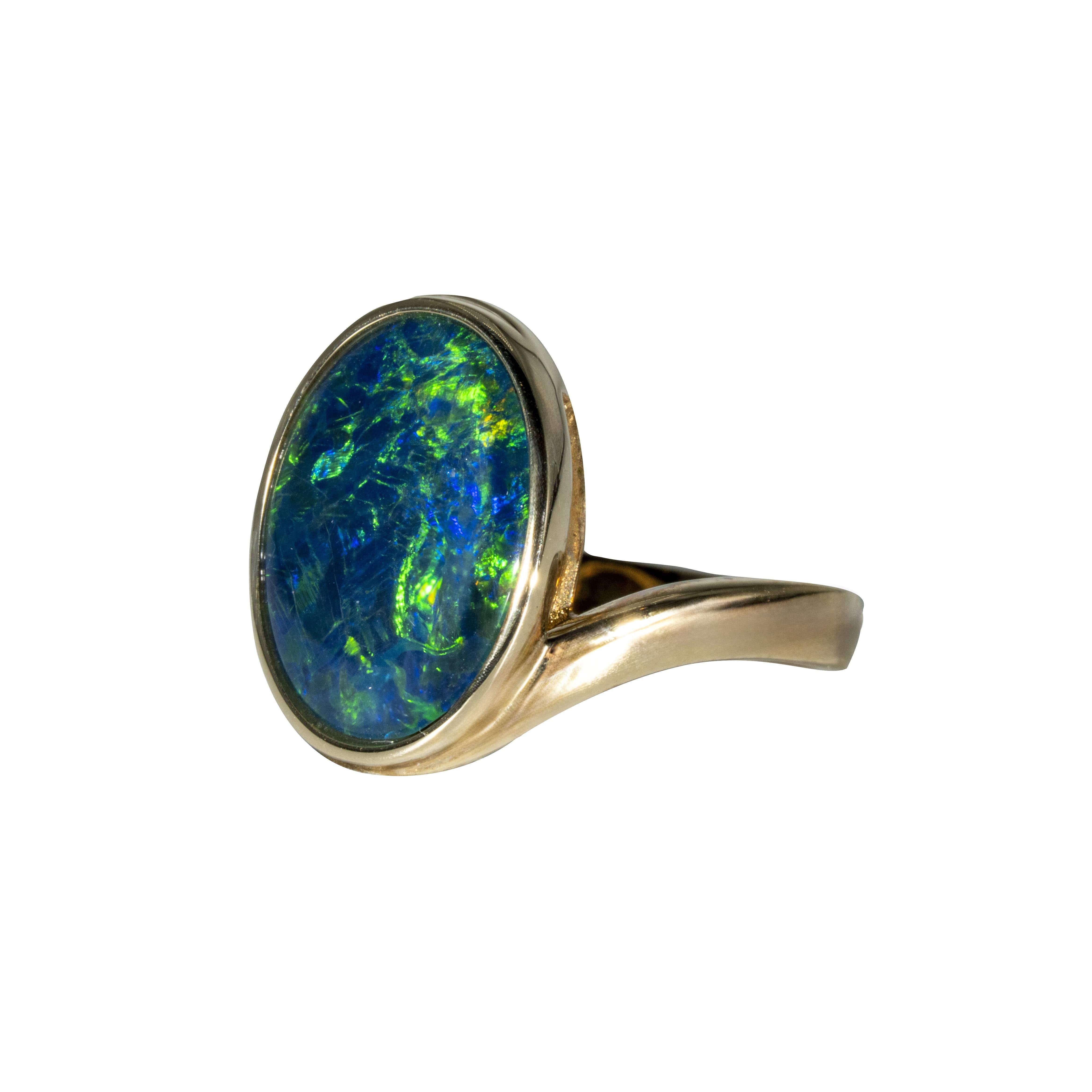 Triplet Opal Ring in 9K Yellow Gold - Green-Blue