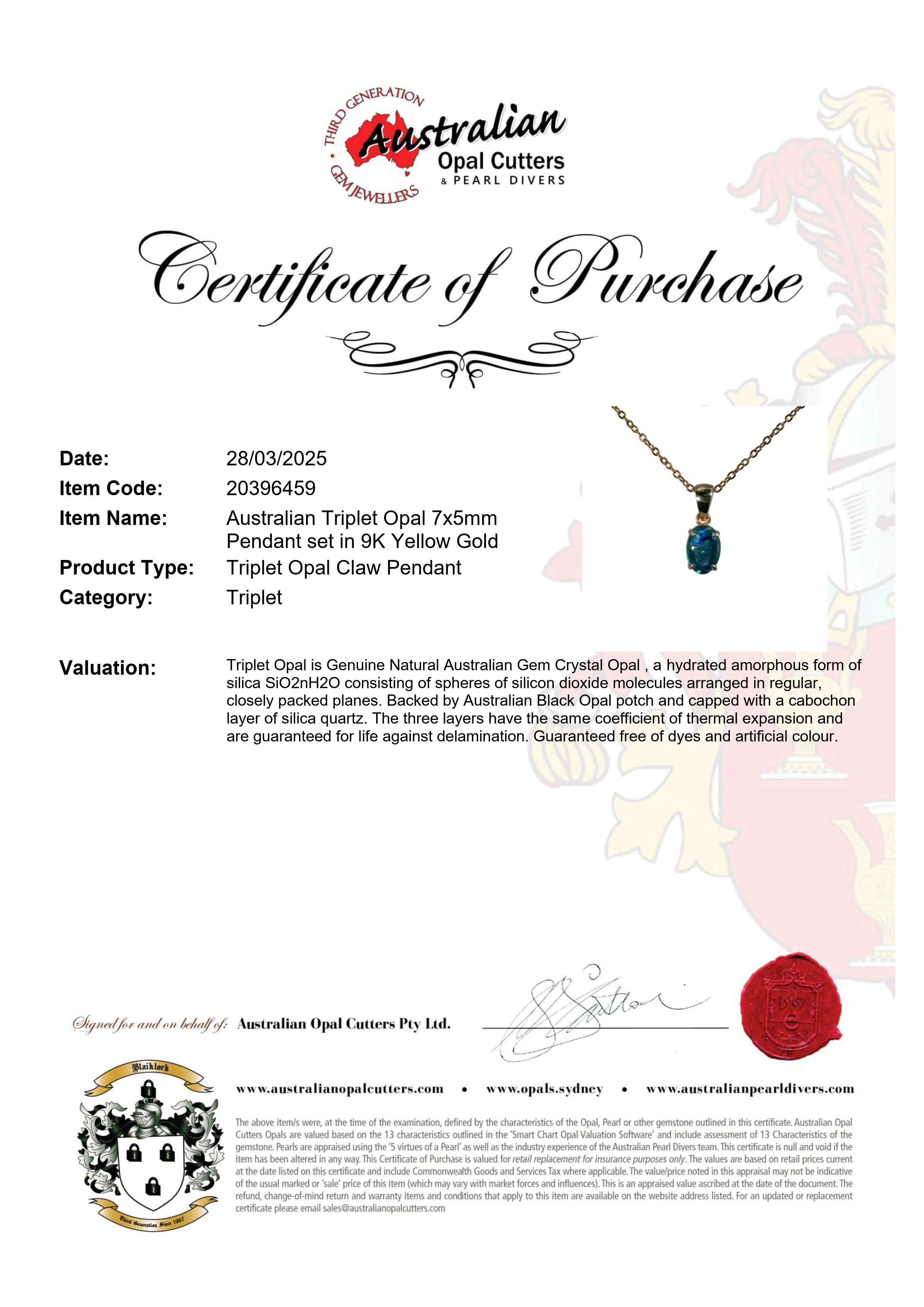 Triplet Opal Pendant in 9K Yellow Gold - Green-Blue