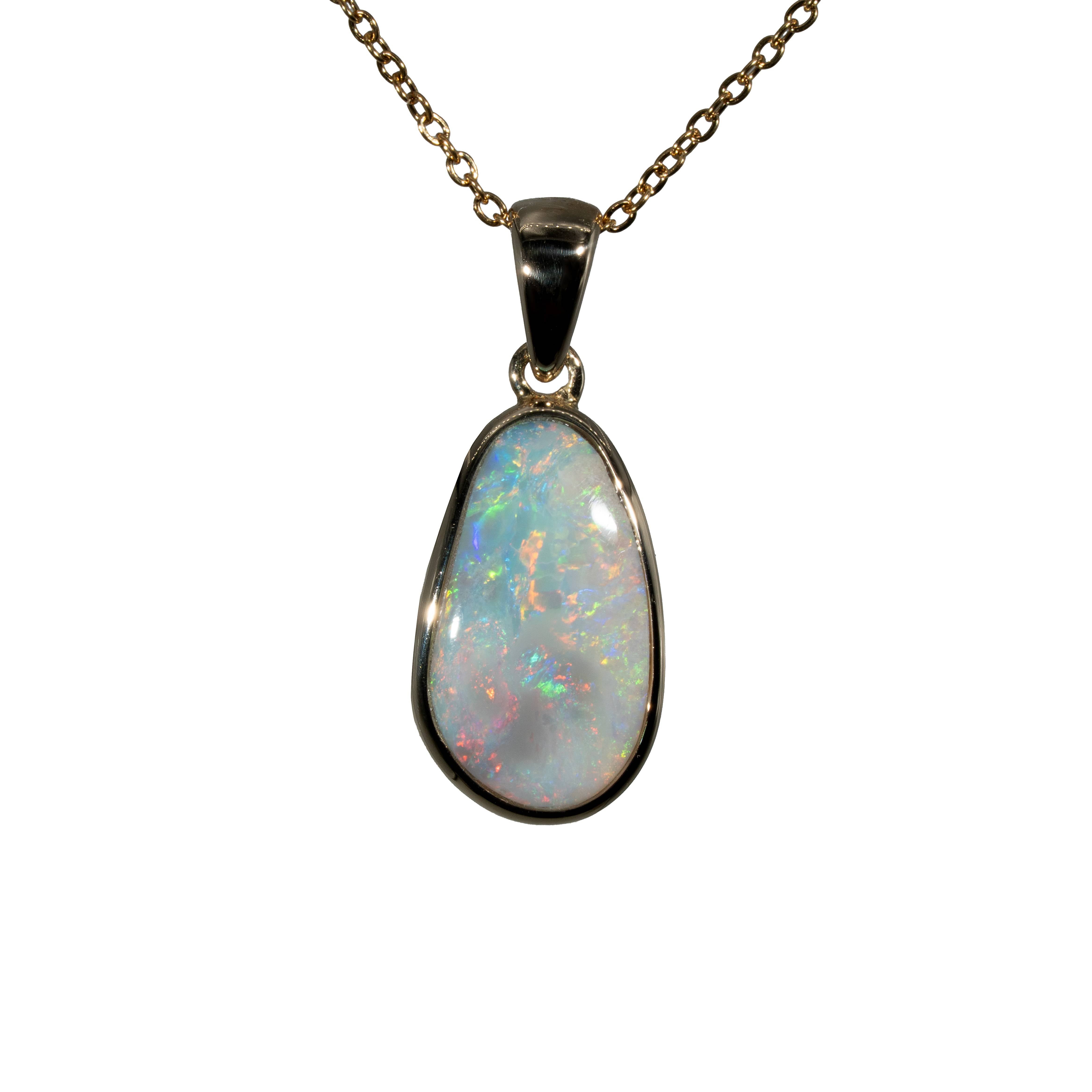 Light Opal Pendant in 9K Yellow Gold - Multicolour