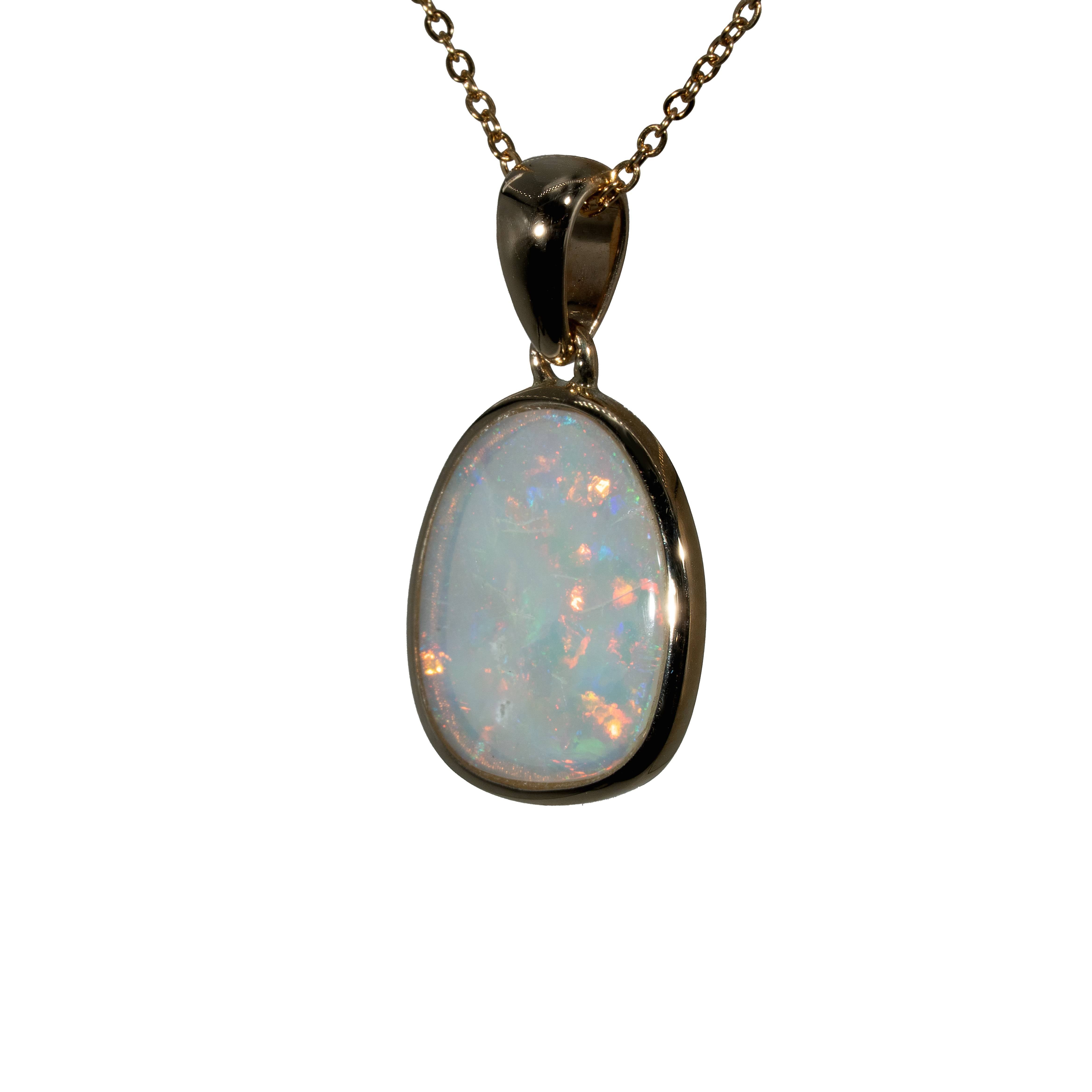 Light Opal Pendant in 9K Yellow Gold - Multicolour
