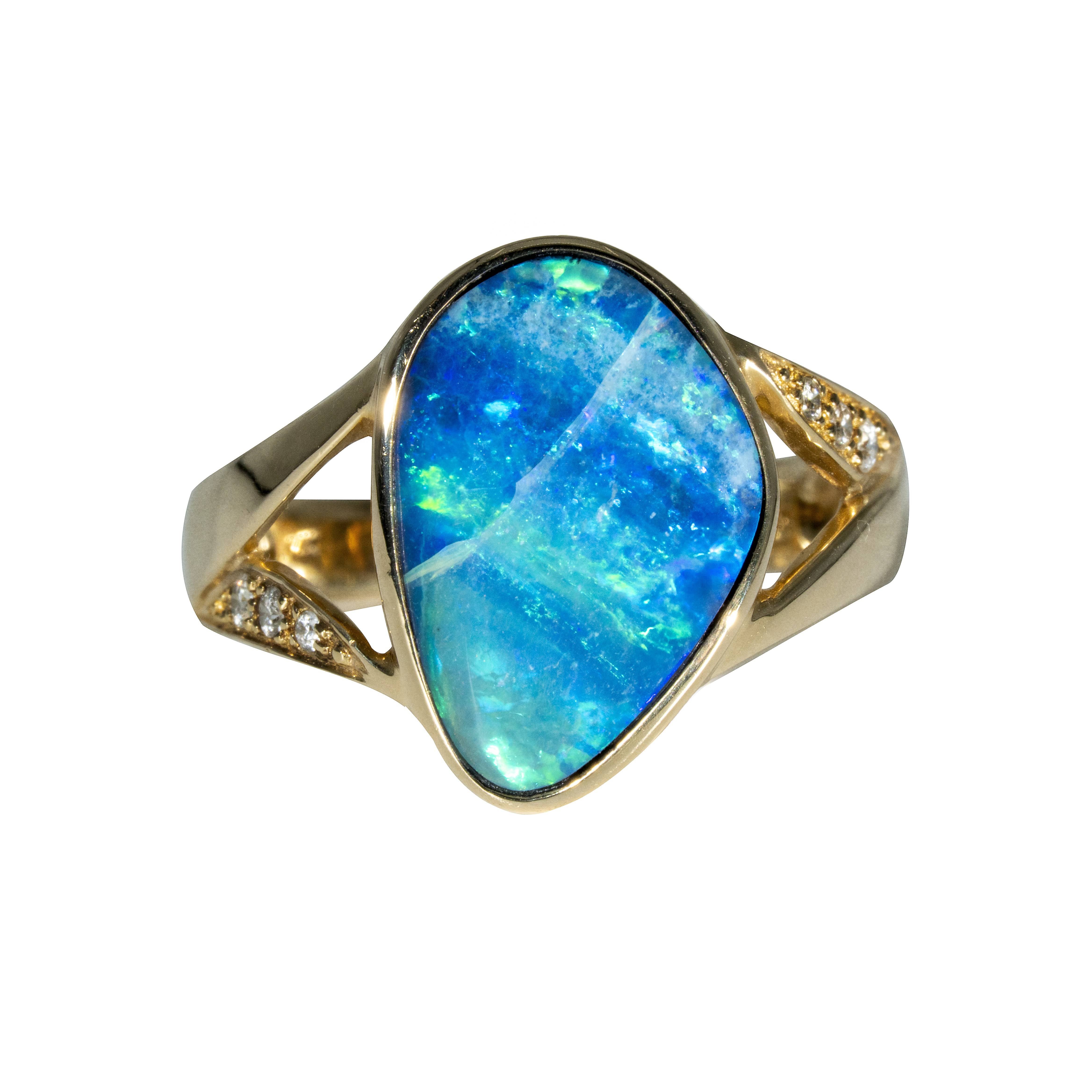 Doublet Opal Ring in 14K Yellow Gold - Green-Blue
