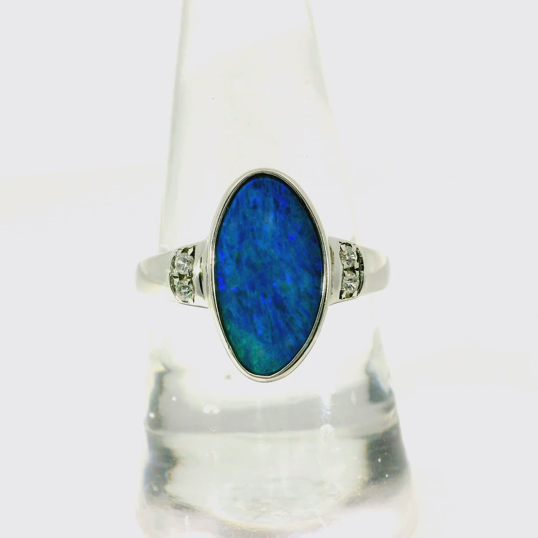 Doublet Opal Ring in 925 Sterling Silver - Green-Blue