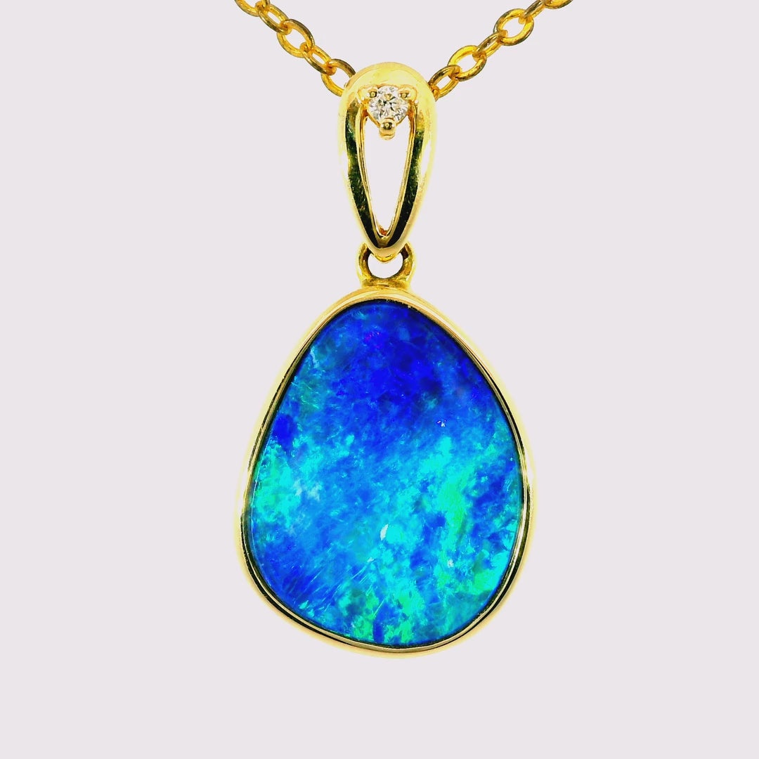 Doublet Opal Pendant in 14K Yellow Gold - Green-Blue