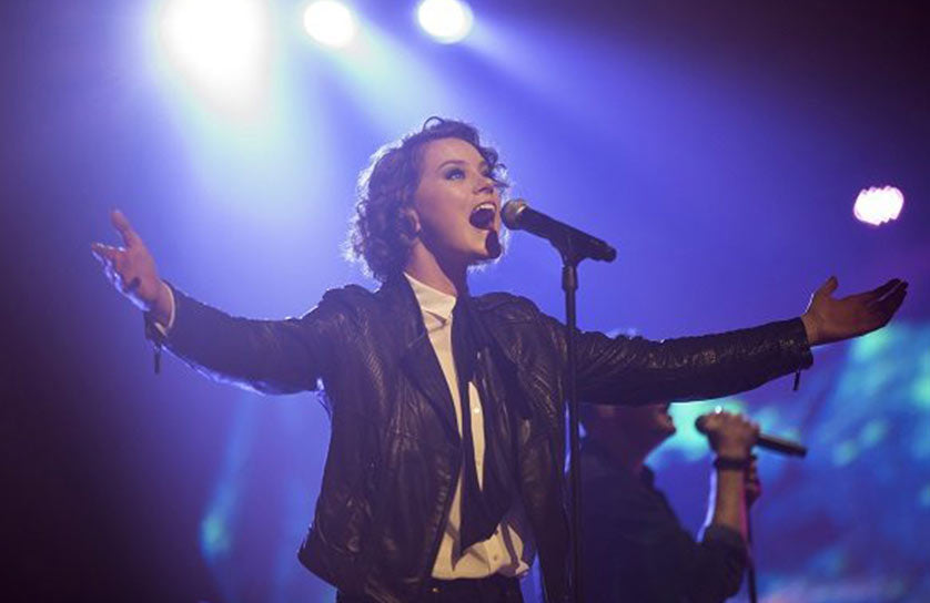 files/tayasmith_2x-80.jpg files/tayasmith_2x-80.jpg