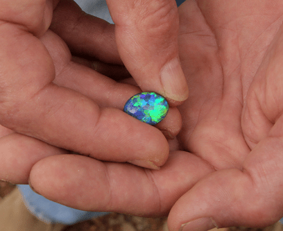 Ditch the Diamonds, Opals are Now a Girls Best Friend - Australian Opal Cutters and Pearl Divers