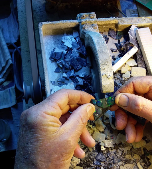 Opal: Nature's Crown Jewel - Australian Opal Cutters and Pearl Divers
