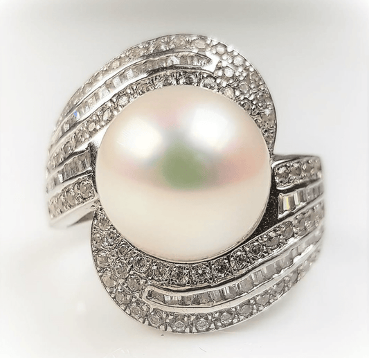Pearl, The Birthstone of June - Australian Opal Cutters and Pearl Divers