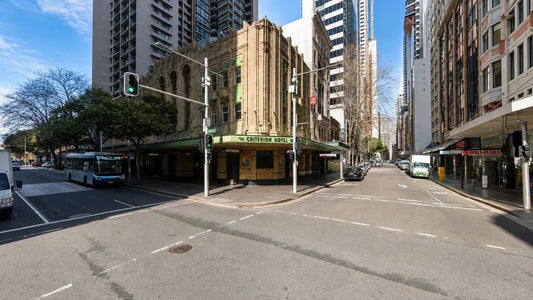 Sydney Visitor Essentials 2026: Transport, Payments, Tipping and Local Etiquette - Australian Opal Cutters and Pearl Divers