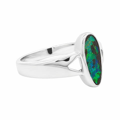 Boulder Opal Ring set in 925 Sterling Silver - Green-Blue