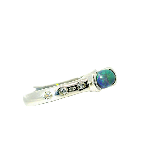Black Opal Ring in 925 Sterling Silver - Green-Blue