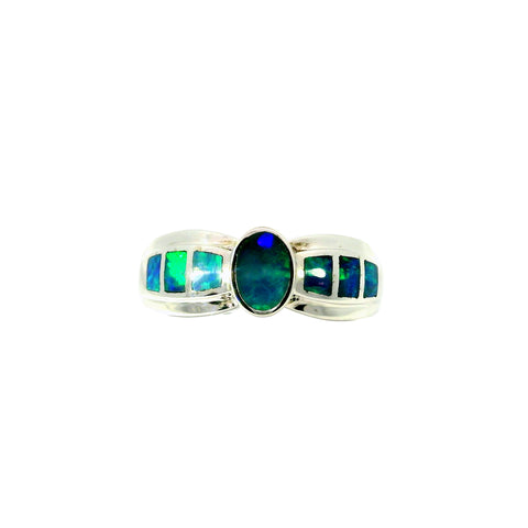 Light Opal Ring in 925 Sterling Silver - Green-Blue
