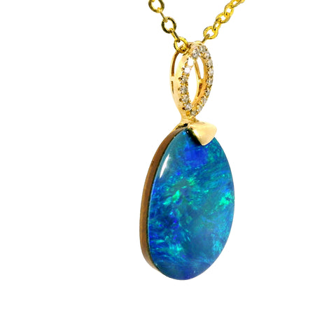 Doublet Opal Pendant in 10K Yellow Gold - Green-Blue