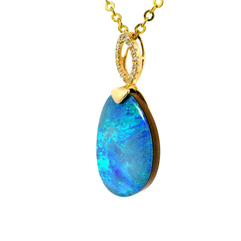 Doublet Opal Pendant in 10K Yellow Gold - Green-Blue