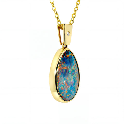 Doublet Opal Pendant in 14K Yellow Gold - Multicolour