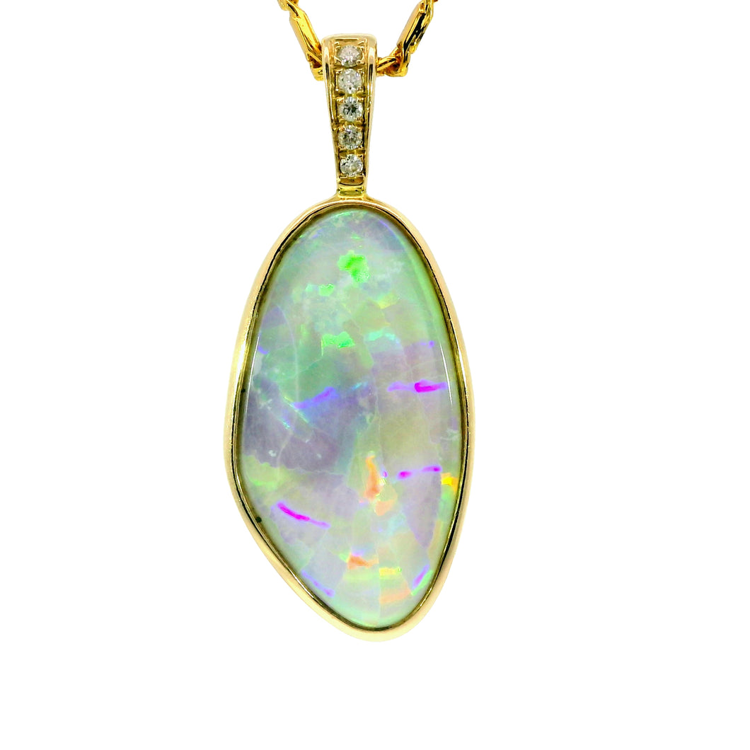 Black Opal Pendant in 14K Yellow Gold - Multicolour
