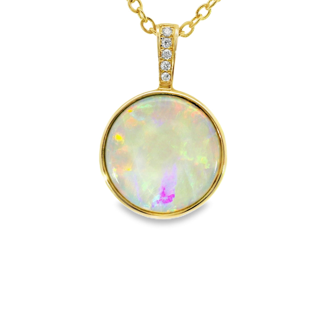 Black Opal Pendant in 14K Yellow Gold - Multicolour