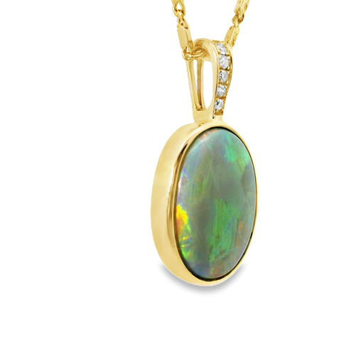 Black Opal Pendant in 14K Yellow Gold - Multicolour