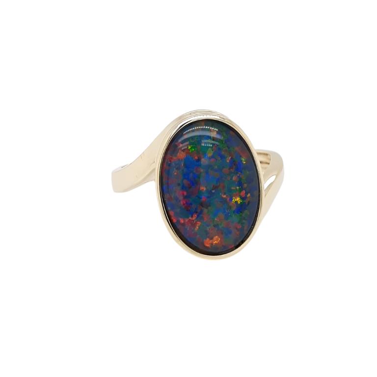 Australian Opal Triplet 14 x 10 mm Ring set in 375 9 Karat Yellow Gold