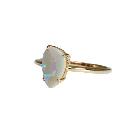 Black Opal Ring in 9K Yellow Gold - Multicolour