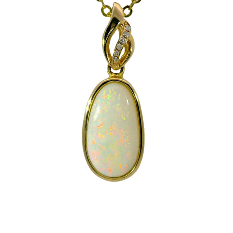 Light Opal Pendant in 14K Yellow Gold - Multicolour