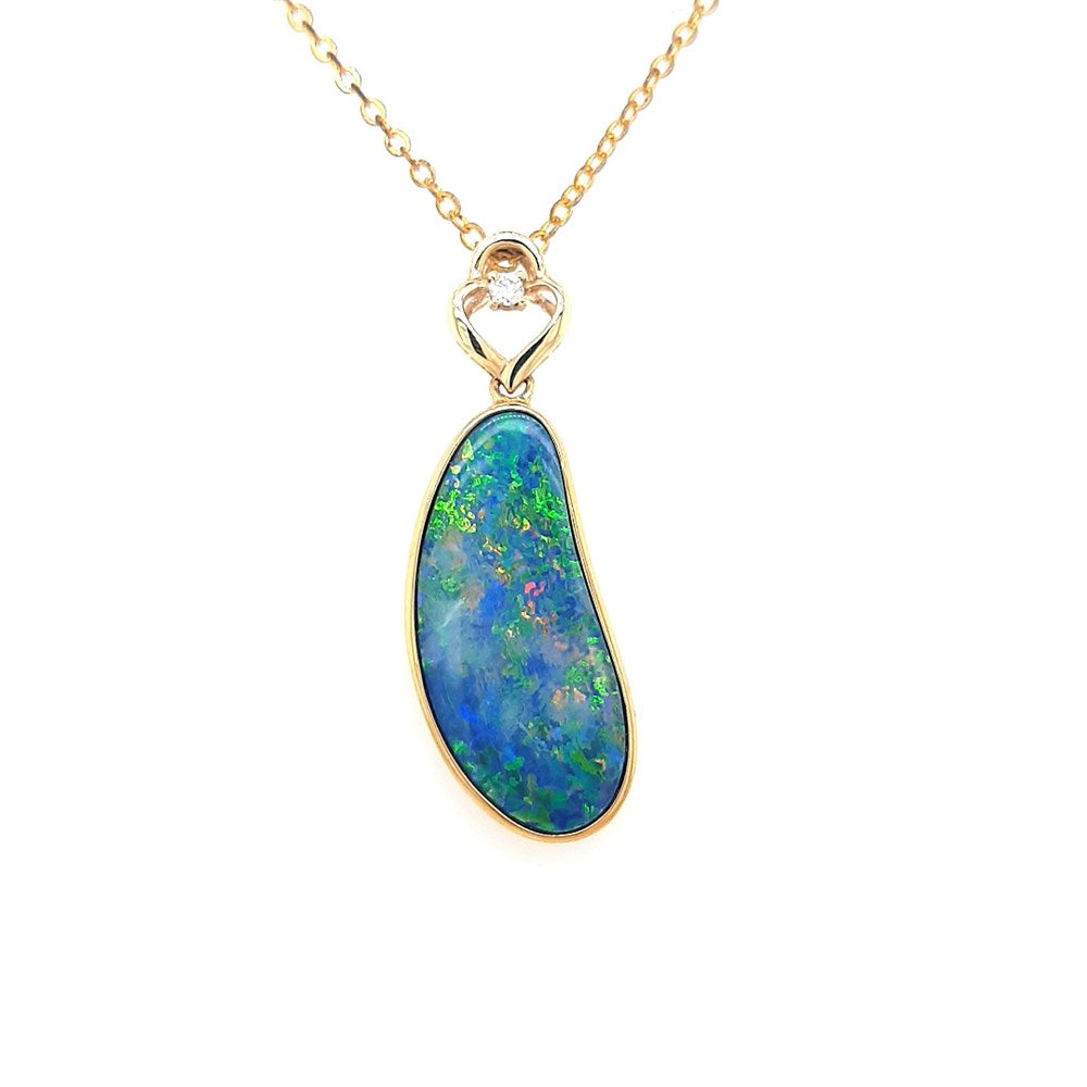 Australian Doublet Opal Pendant Set in 14K Yellow Gold