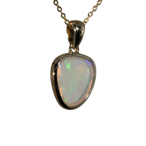 Light Opal Pendant in 9K Yellow Gold - Multicolour