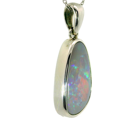 Black Opal Pendant in 925 Sterling Silver - Multicolour