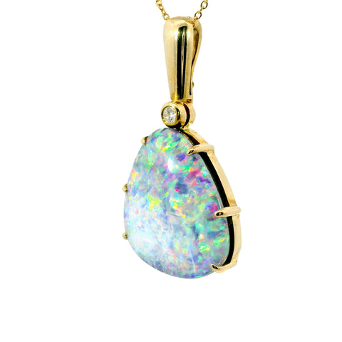 Doublet Opal Pendant in 9K Yellow Gold - Multicolour