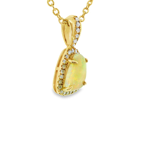 Light Opal Pendant in 9K Yellow Gold - Multicolour