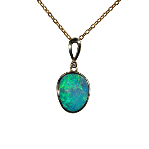 Doublet Opal Pendant in 14K Yellow Gold - Multicolour