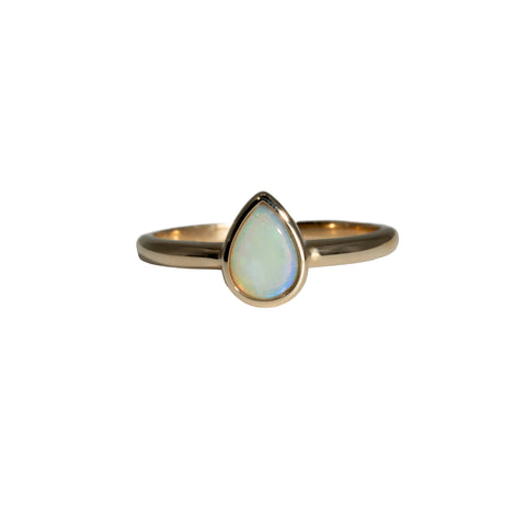 Light Opal Ring in 14K Yellow Gold - Multicolour
