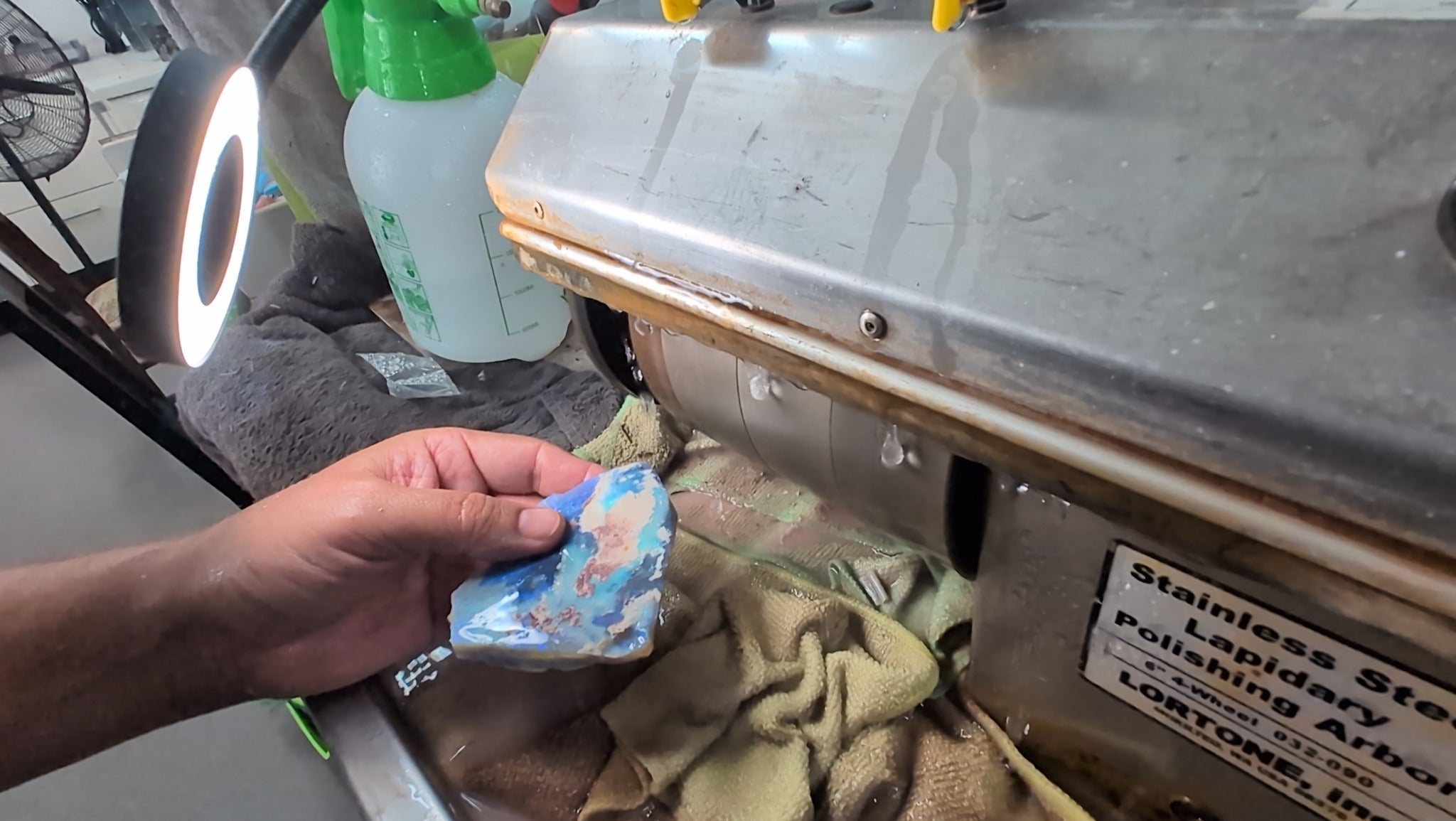 Opal Shaping & Polishing - Australian Opal Cutters and Pearl Divers