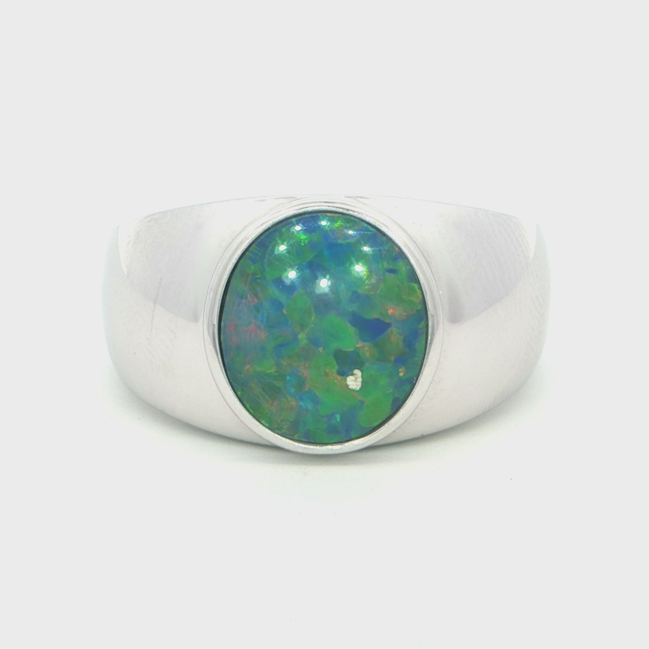 Doublet Opal Ring set in 14K White Gold - Multicolour