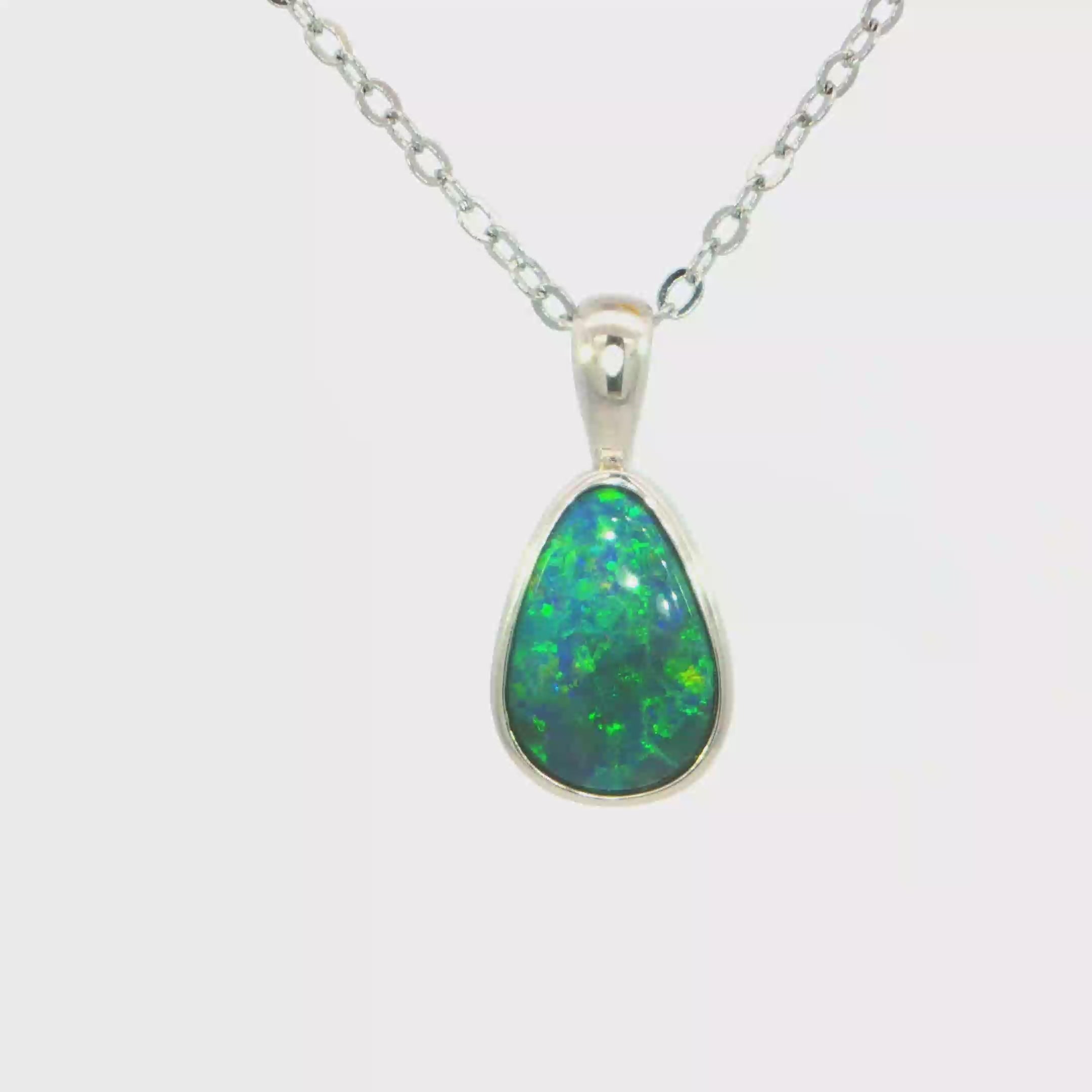 Australian Doublet Opal Set in 925 Sterling Silver - Green-Blue