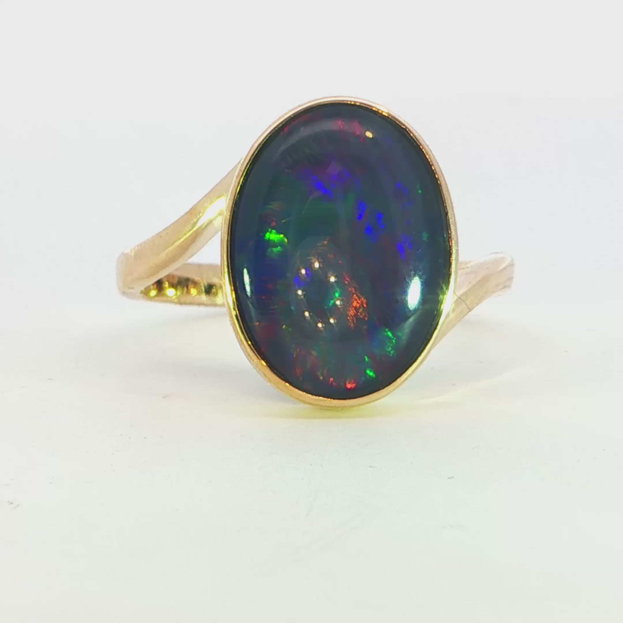Triplet Opal Ring in 9K Yellow Gold - Multicolour