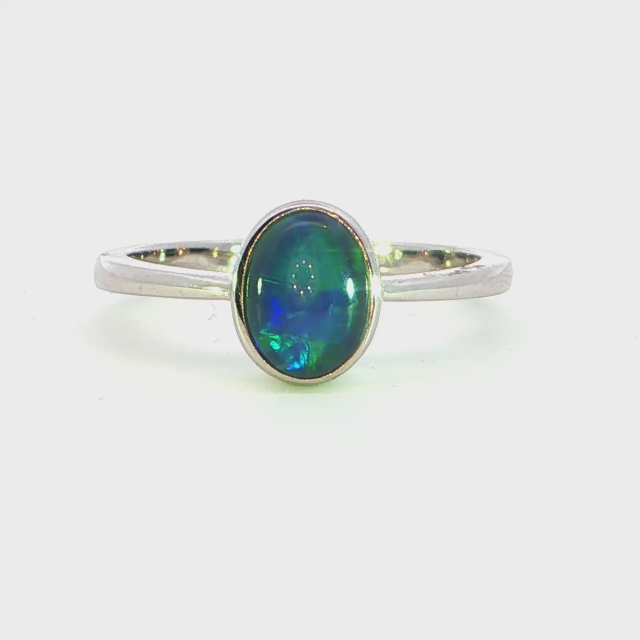 Triplet Opal Ring in 925 Sterling Silver - Green and Blue