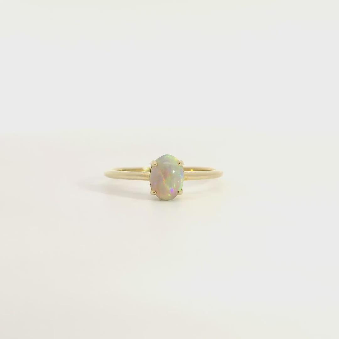 Light Opal Ring in 14K Yellow Gold - Multicolour