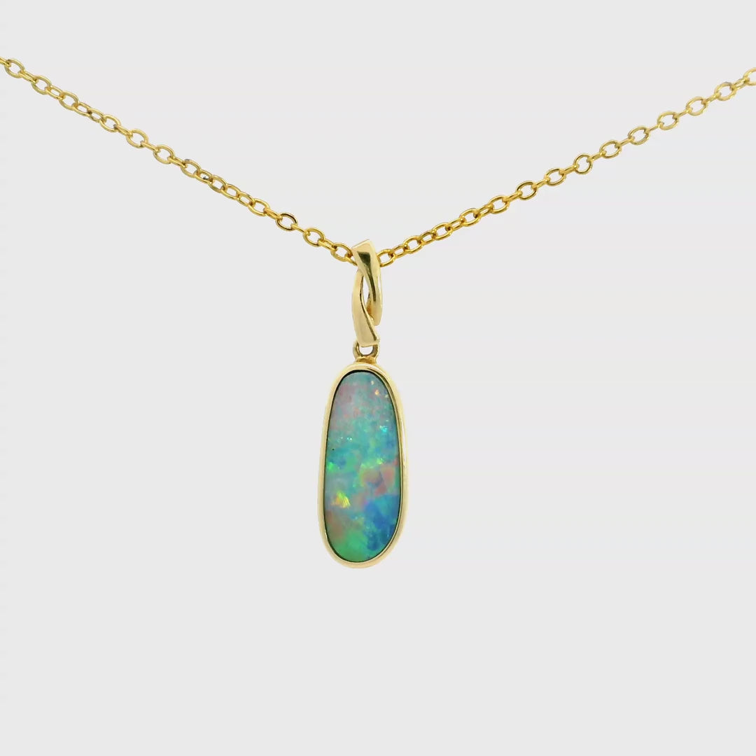 Doublet Opal Pendant in 14K Yellow Gold - Multicolour