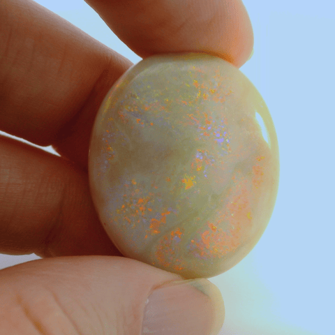Stunning Opal Gemstone Display - Australian Opal Cutters and Pearl Divers