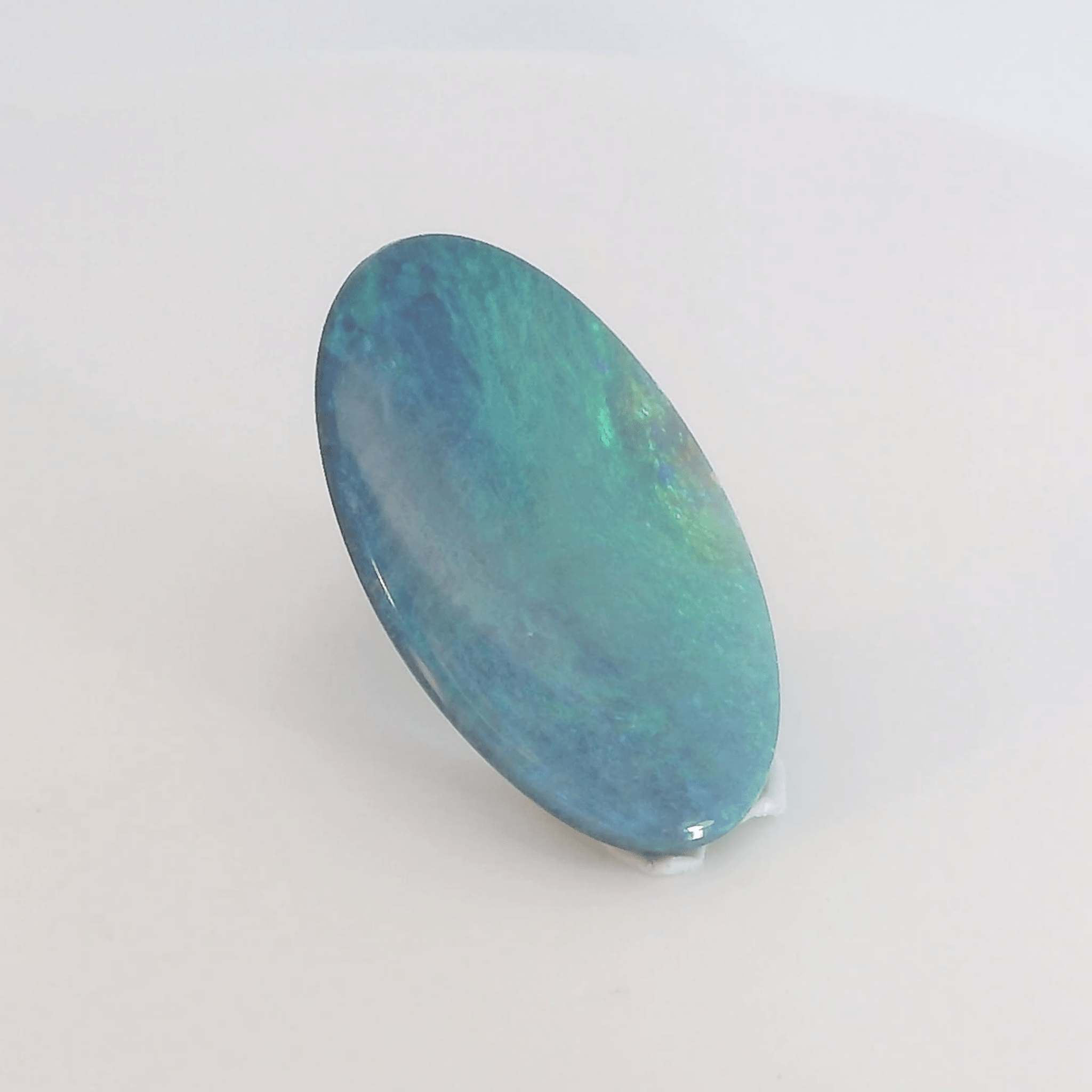 Stunning Oval Gemstone Display - Australian Opal Cutters and Pearl Divers